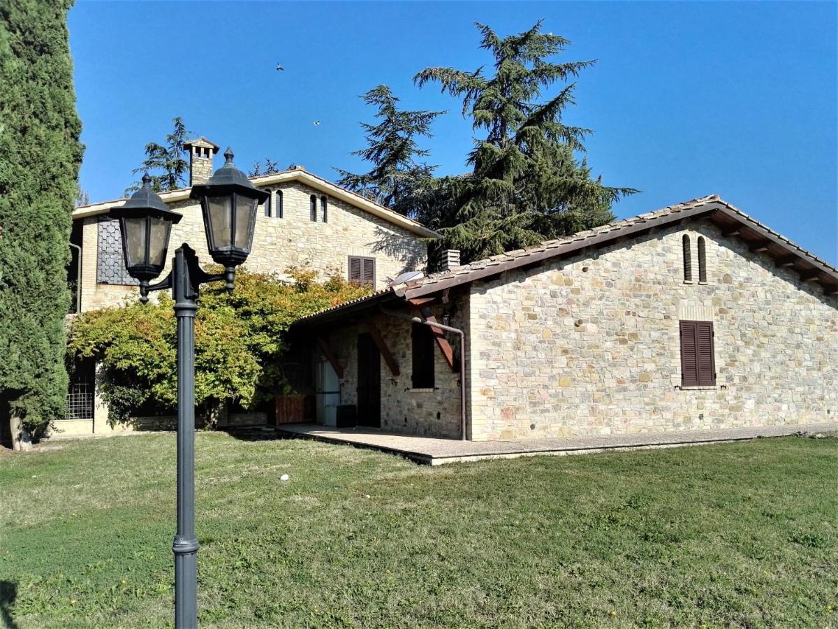 Villa Con Piscina Assisi Exterior photo